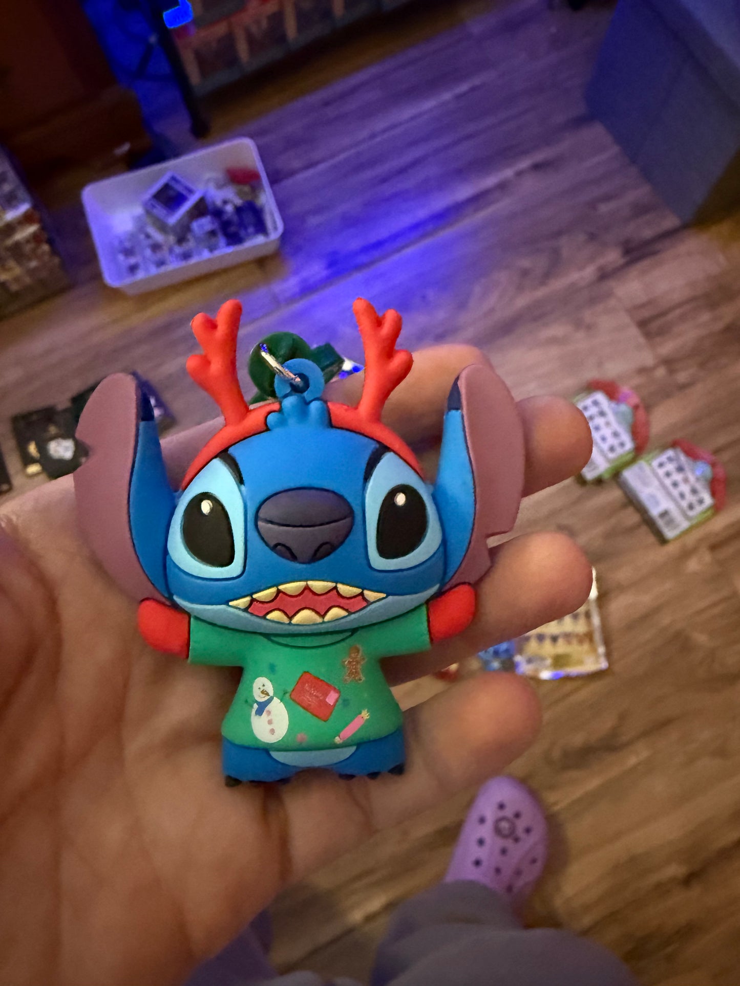Stitch Bag Clip, Christmas shirt